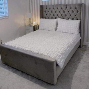 Stylish Furnished Rooms In Barking Centre